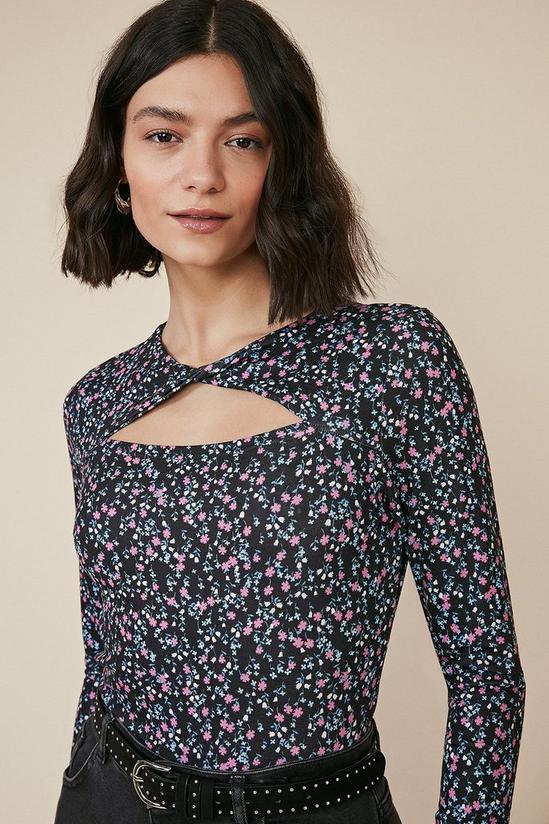 Oasis Ditsy Twist Front Cut Out Top 1