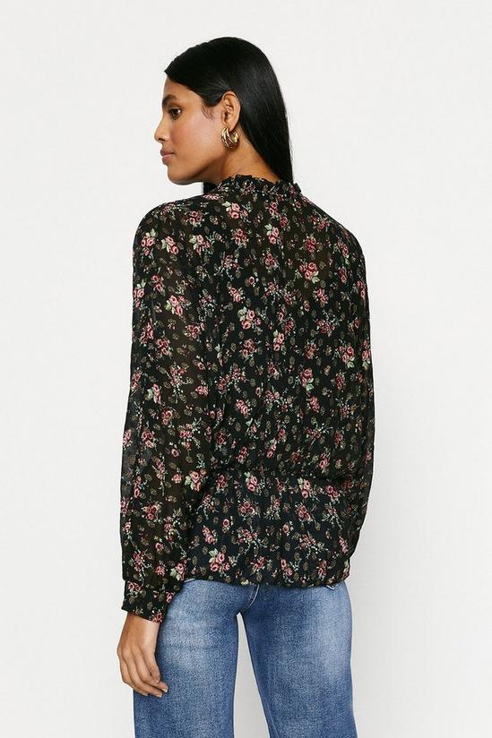 Oasis Clipped Floral Wrap Top 3