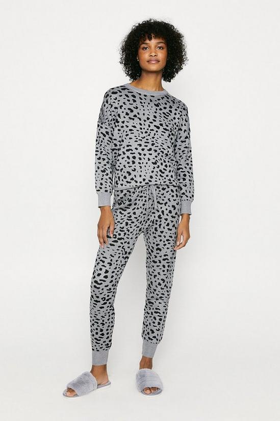Oasis Leopard Print Loungewear Set 1