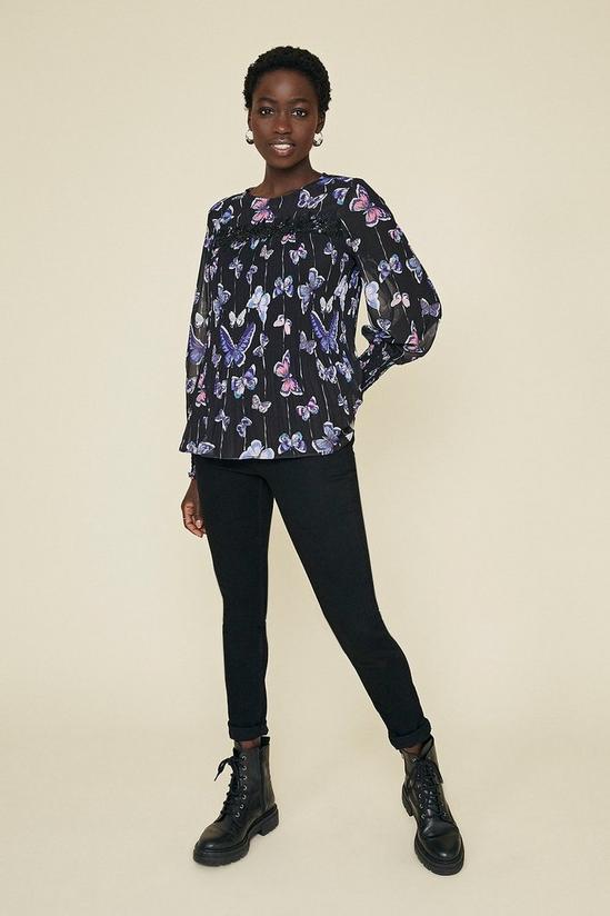 Oasis Butterfly Print Pleated Blouse 2