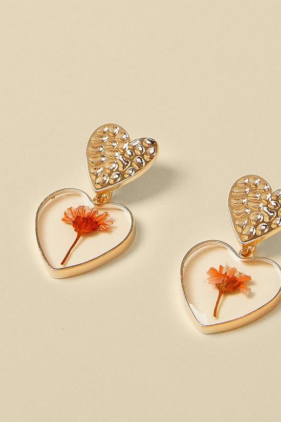 Oasis Floral Resin Heart Earrings 2