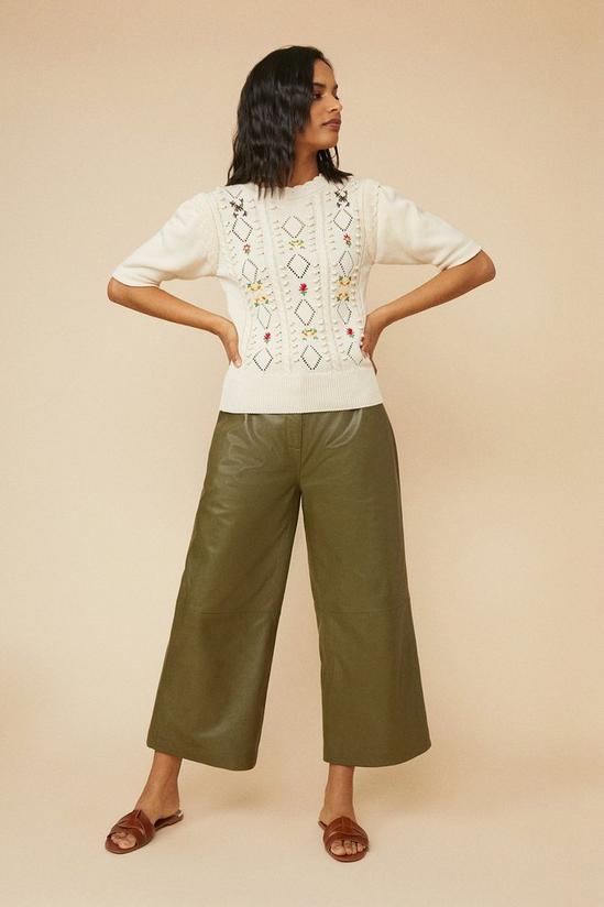 Oasis Embroidered Floral Top 2