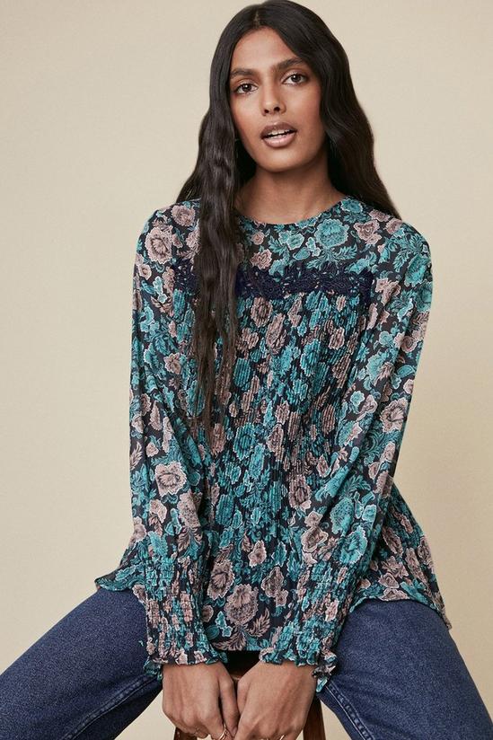 Oasis Floral Pleated Trim Detail Blouse 1