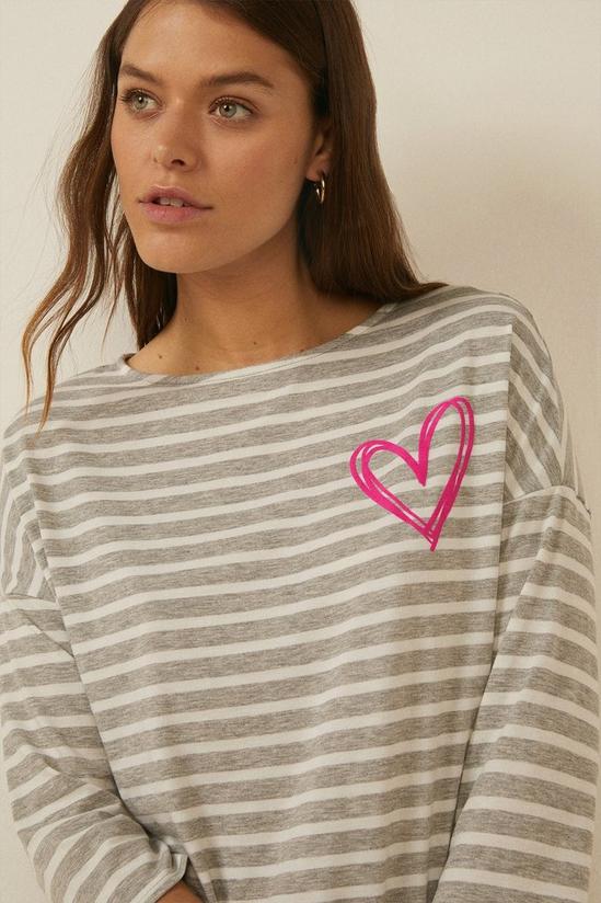 Oasis Stripe Drop Sleeve Heart T Shirt 2