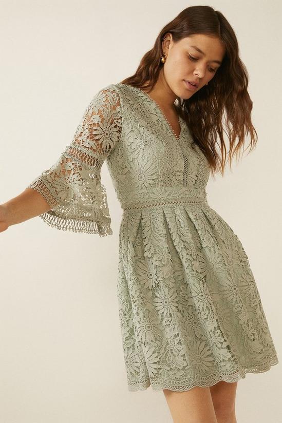 Oasis Insert Lace Trim Fluted Sleeve Dress 1