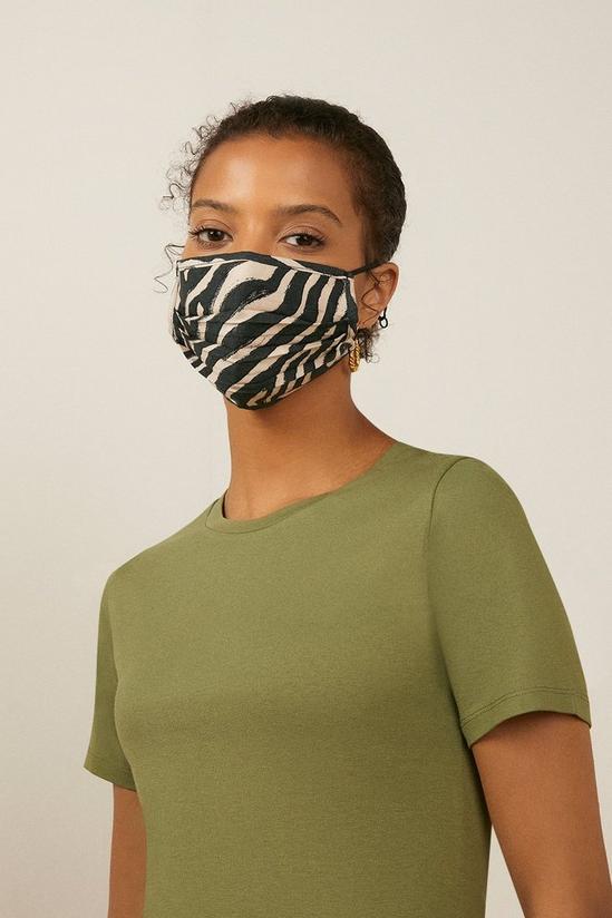 Oasis Zebra Print Face Mask 1