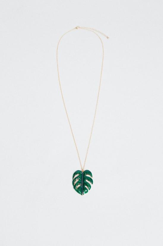 Oasis Resin Palm Leaf Necklace 1