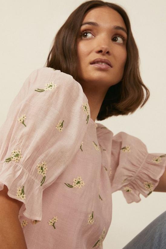 Oasis Flower Embroidered Puff Sleeve Top 2