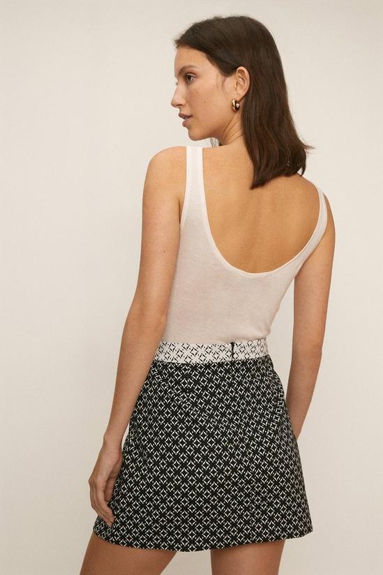 Oasis Geo Textured Print Tailored Mini Skirt 2