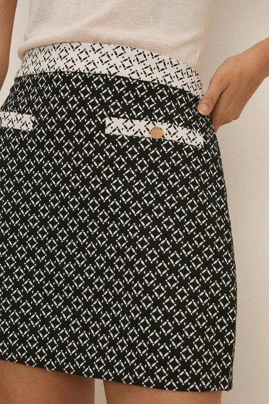 Oasis Geo Textured Print Tailored Mini Skirt 6