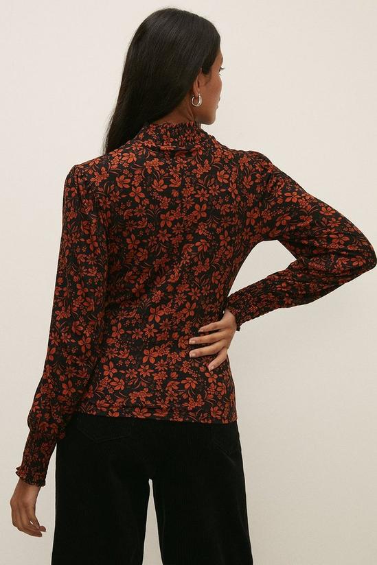 Oasis Soft Touch Floral Shirred Neck And Cuff Top 3