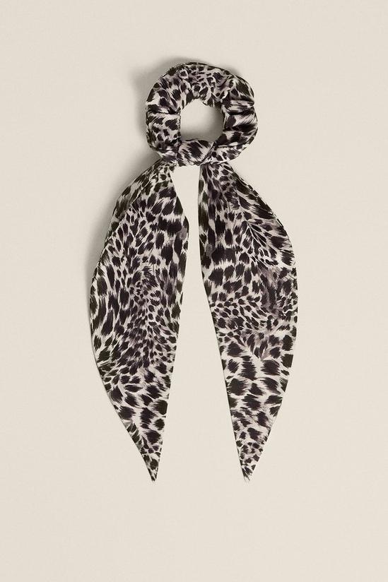 Oasis Leopard Clash Print Long Tie Scrunchie 1