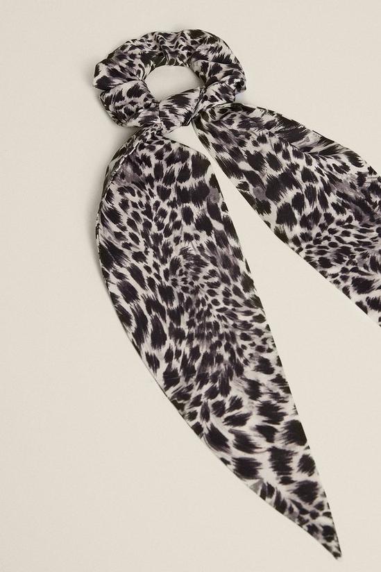 Oasis Leopard Clash Print Long Tie Scrunchie 2