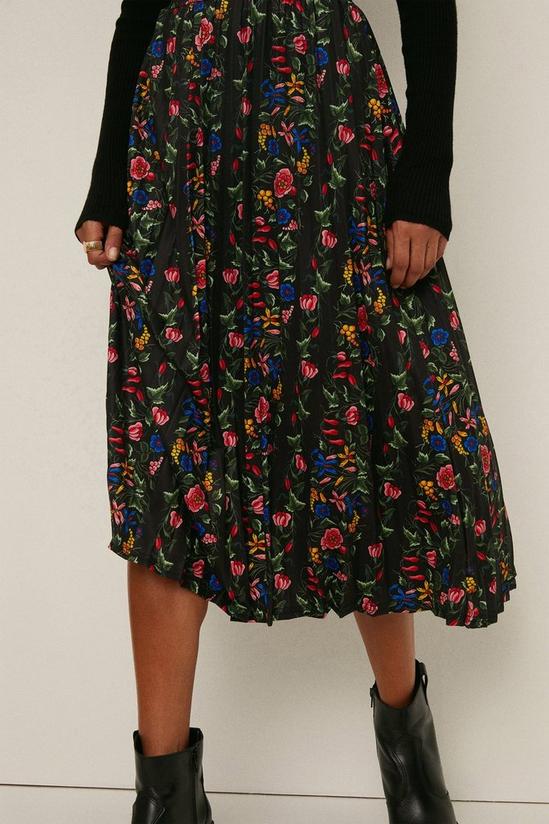 Oasis Petite Slinky Jersey Floral Pleated Skirt 4