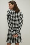 Oasis Houndstooth Knitted Jumper thumbnail 3