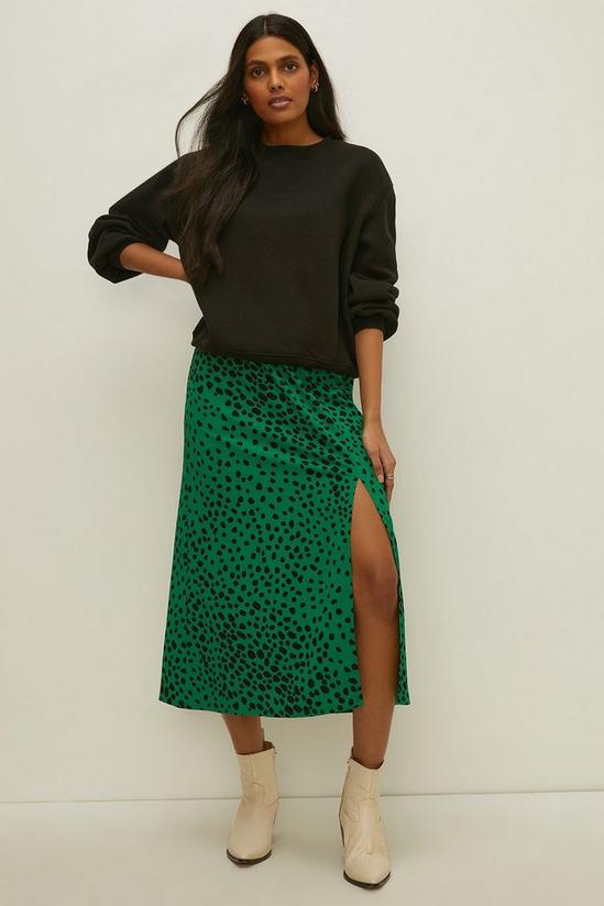 Oasis Spot Crinkle Jersey Printed Midi Skirt 1