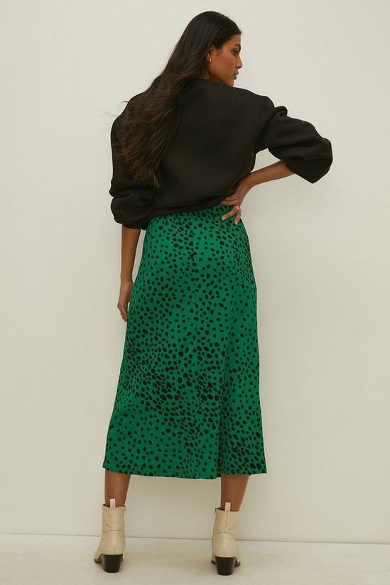 Oasis Spot Crinkle Jersey Printed Midi Skirt 3