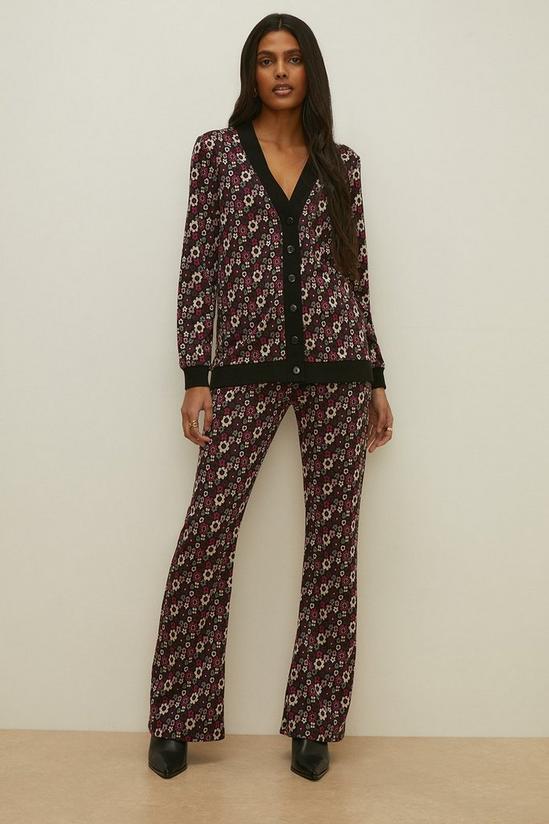 Oasis Floral Jacquard Flare Trouser 1