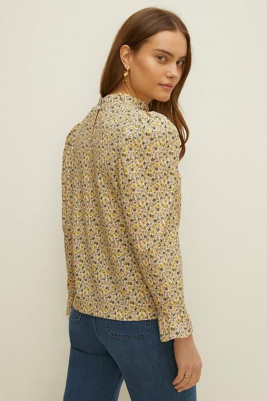 Oasis Floral Frill Neck Puff Sleeve Crinkle Top 3