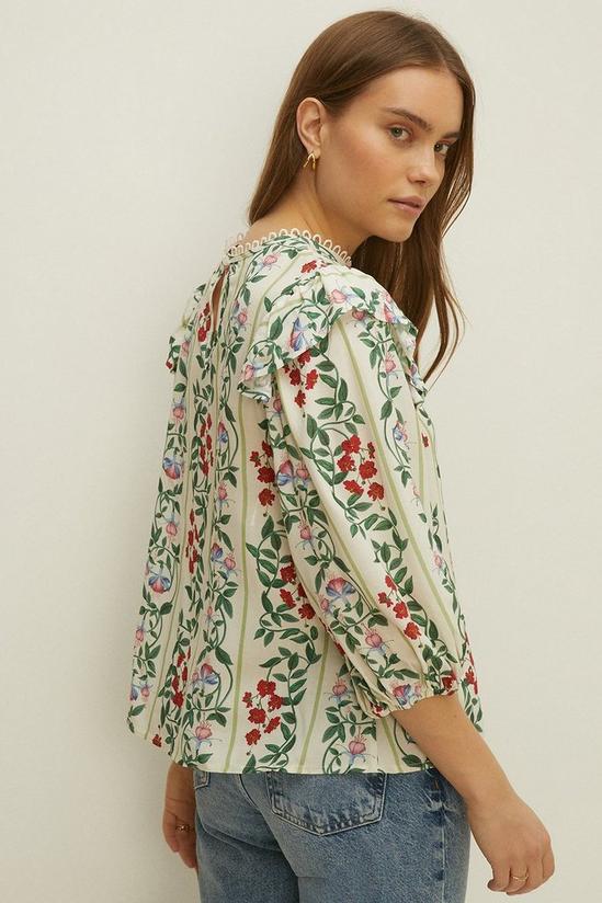 Oasis Lace Insert 3/4 Sleeve Printed Woven Top 3