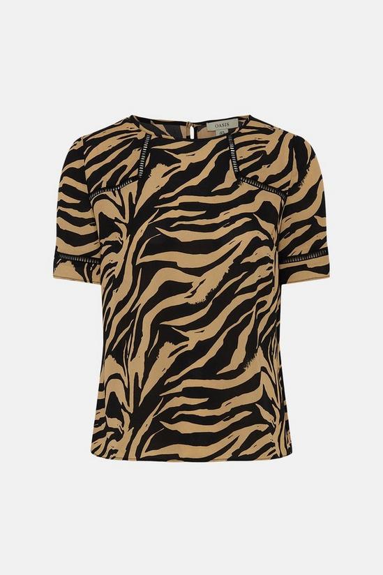 Oasis Essential Lace Insert Zebra Woven Tee 4