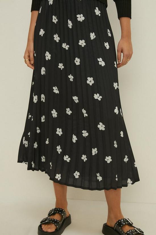 Oasis Mono Floral Pleated Midi Skirt 2