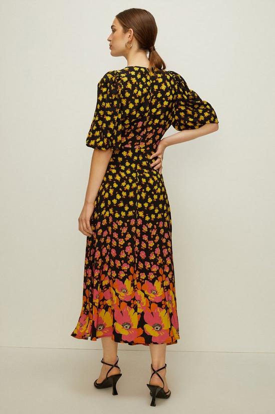 Oasis Petite Poppy Border Printed V Plunge Dress 3
