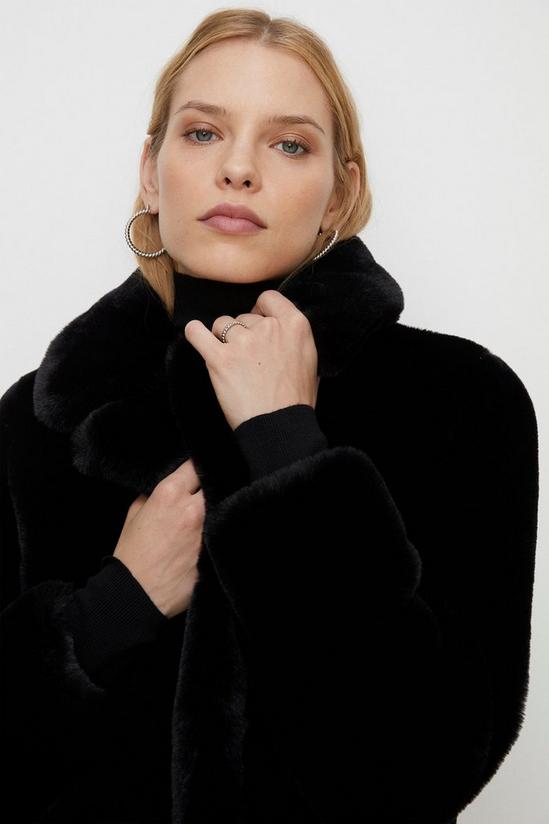 Oasis Petite Faux Fur Collared Short Coat 2