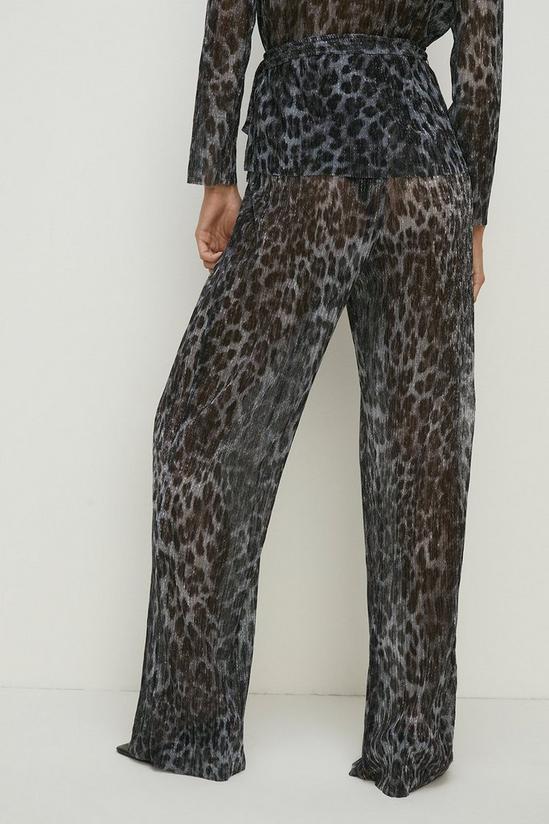 Oasis Animal Print Shimmer Pleated Trouser Co-ord 3