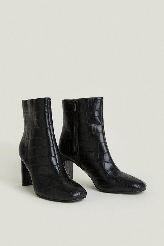 Oasis Smart Ankle Boots 2
