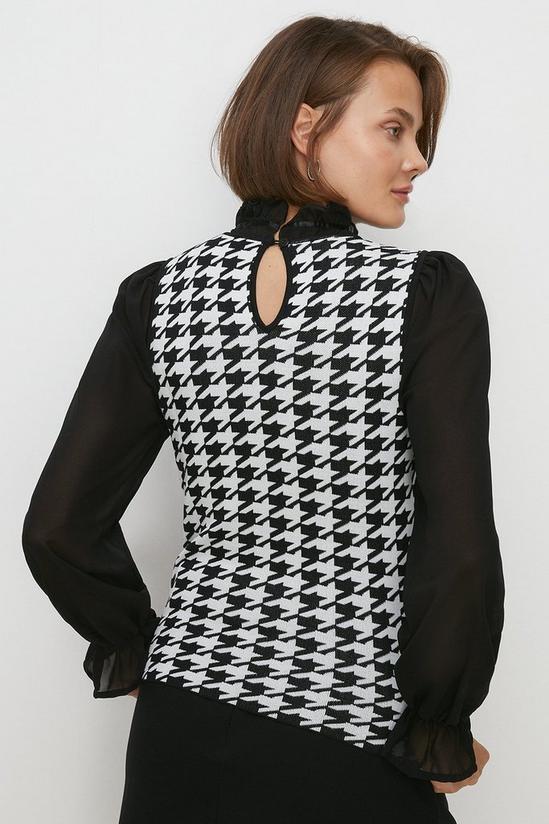 Oasis Dogtooth Woven Mix Knitted Top 3