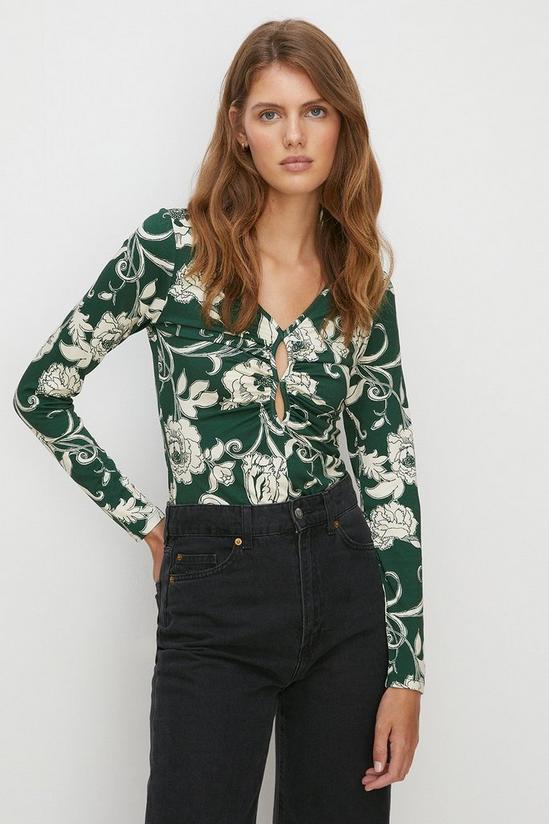 Oasis Floral Keyhole Front Top 1