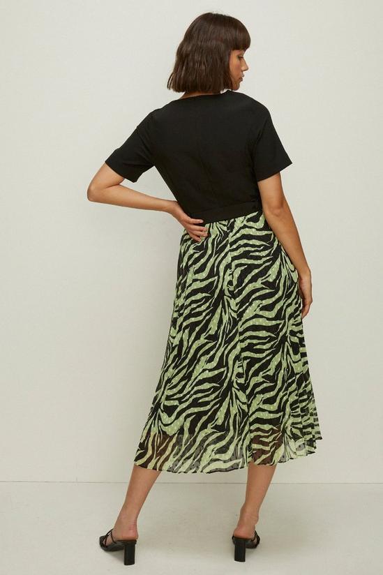 Oasis Zip Through Zebra Print Pleated Dress 3