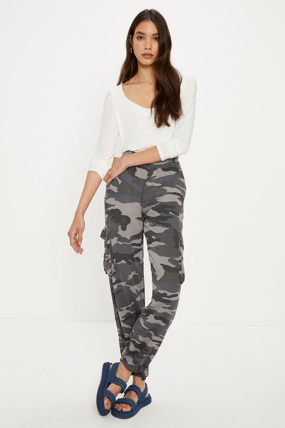 Camouflage on sale trousers womens