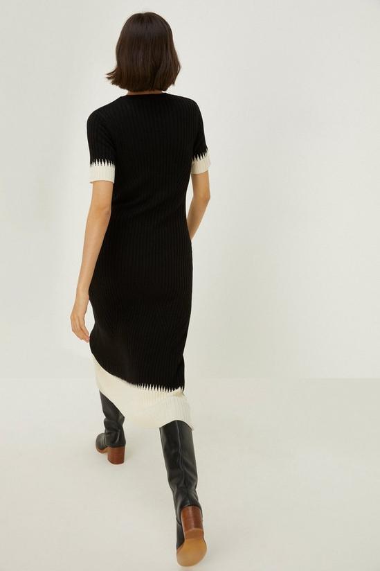 Oasis Zig Zag Detail Short Sleeve Knitted Midi Dress 3