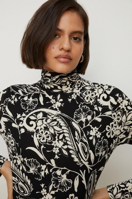 Oasis Paisley Soft Touch Funnel Neck Top 2