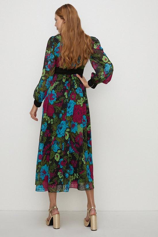 Oasis Floral Lace V Neck Dobby Midaxi Dress 3