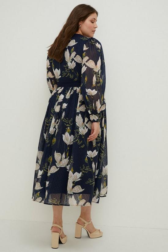 Oasis Plus Size Magnolia Floral Dobby Lace V Neck Midi Dress 3