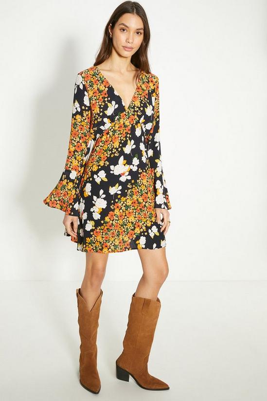 Oasis Diagonal Floral Ruffle Sleeve Tea Dress 1