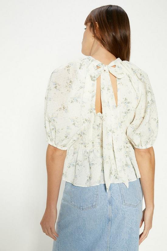 Oasis Textured Floral Puff Sleeve Top 3