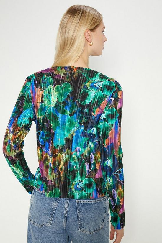 Oasis Abstract Print Plisse Funnel Neck Top 3