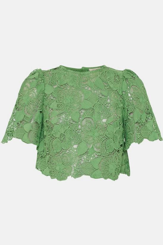Oasis Detailed Lace Jewel Button Top 4