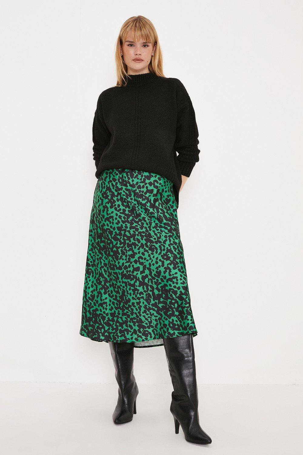 Green animal outlet midi skirt