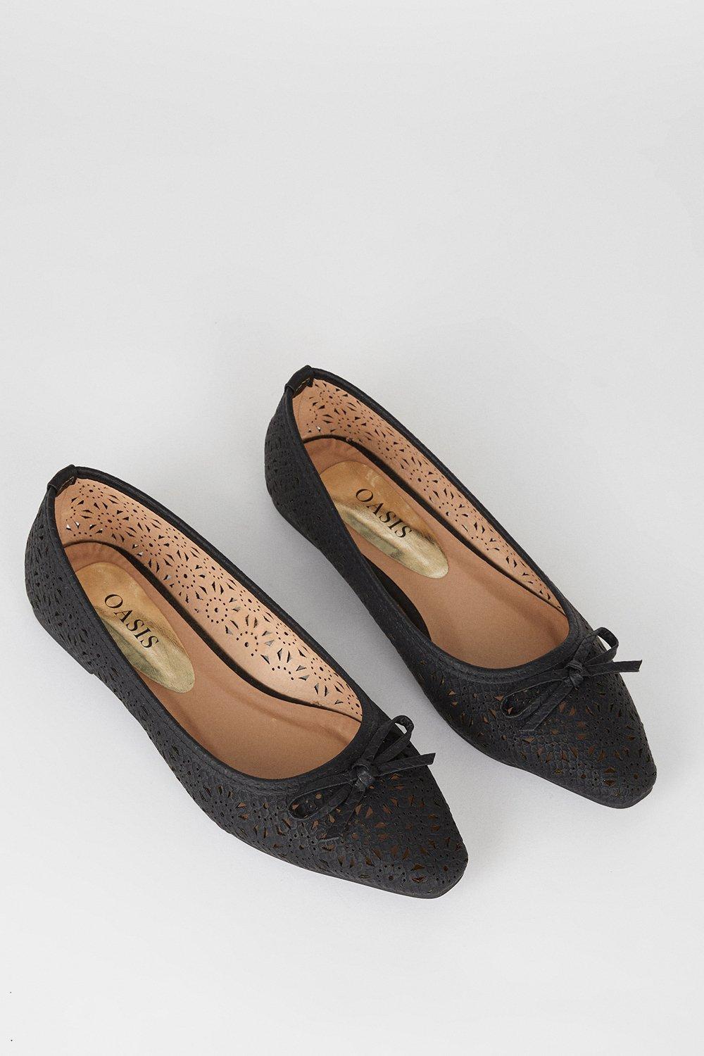 Oasis flat sale shoes