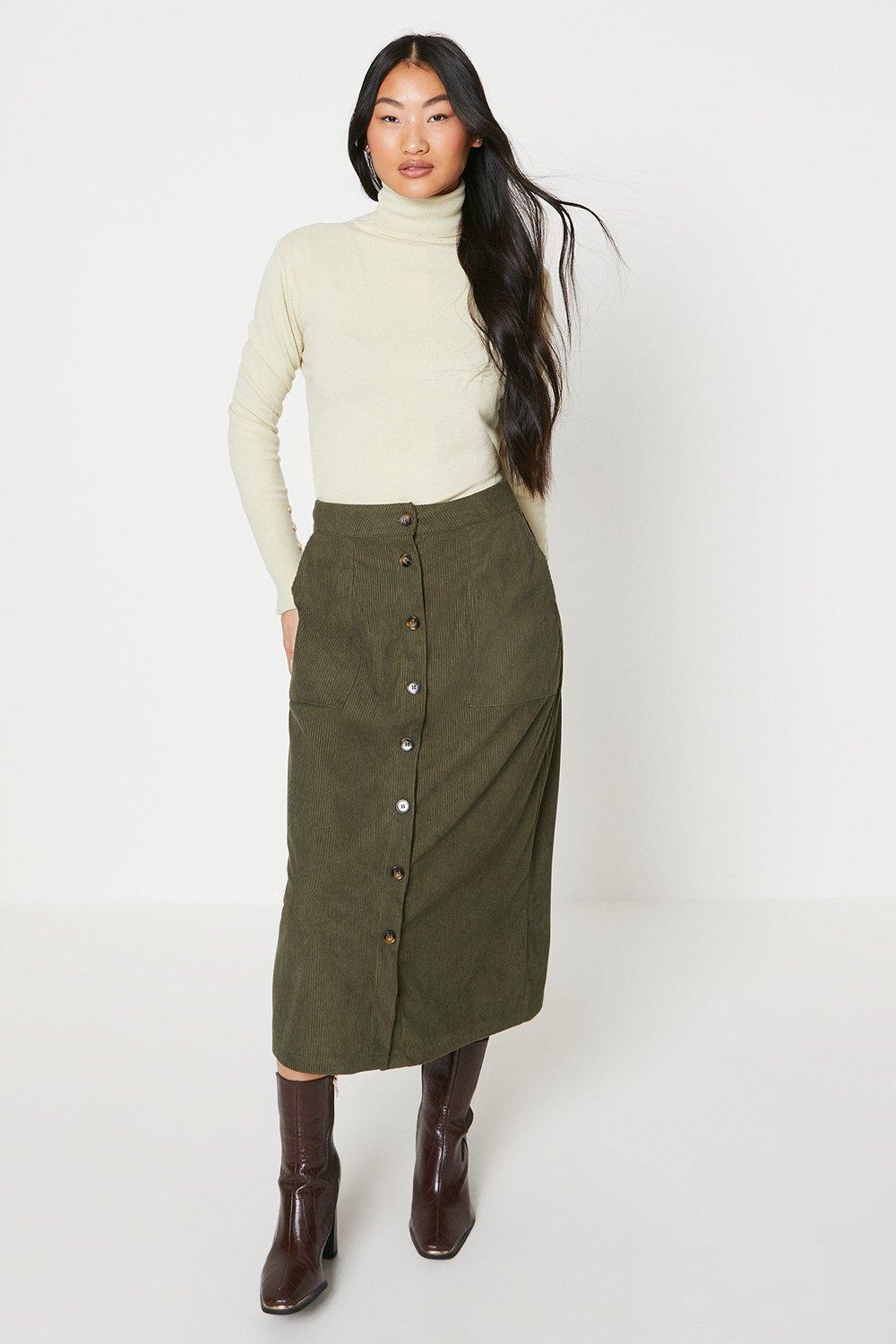 Green button front outlet midi skirt