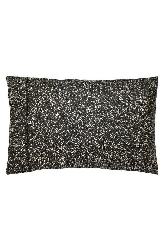 Morris & Co 'Morris Seaweed' Cotton Standard Pillowcase Pair 1
